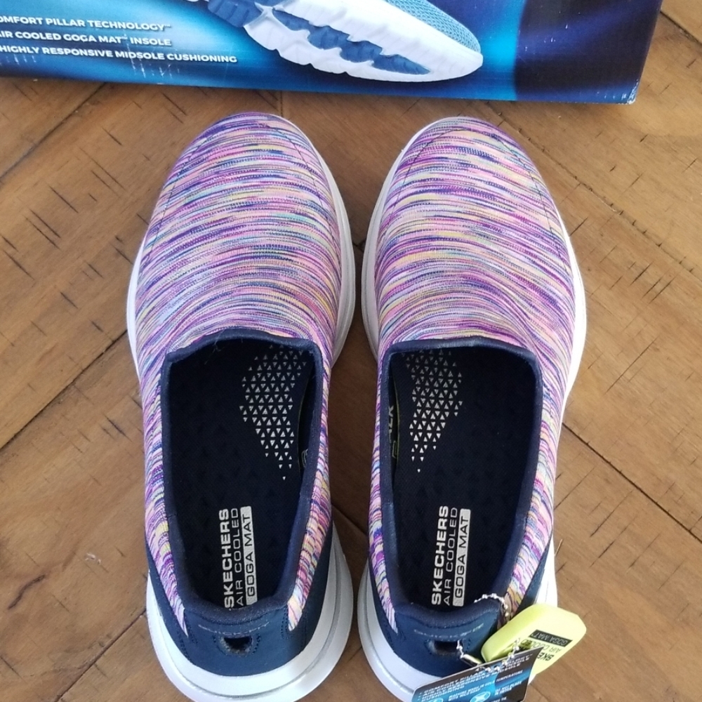 ๐๏ธ Skechers Go Walk - Picture 3 of 7